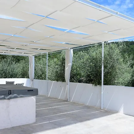 Hmo Glamping & In Vignanotica 4*